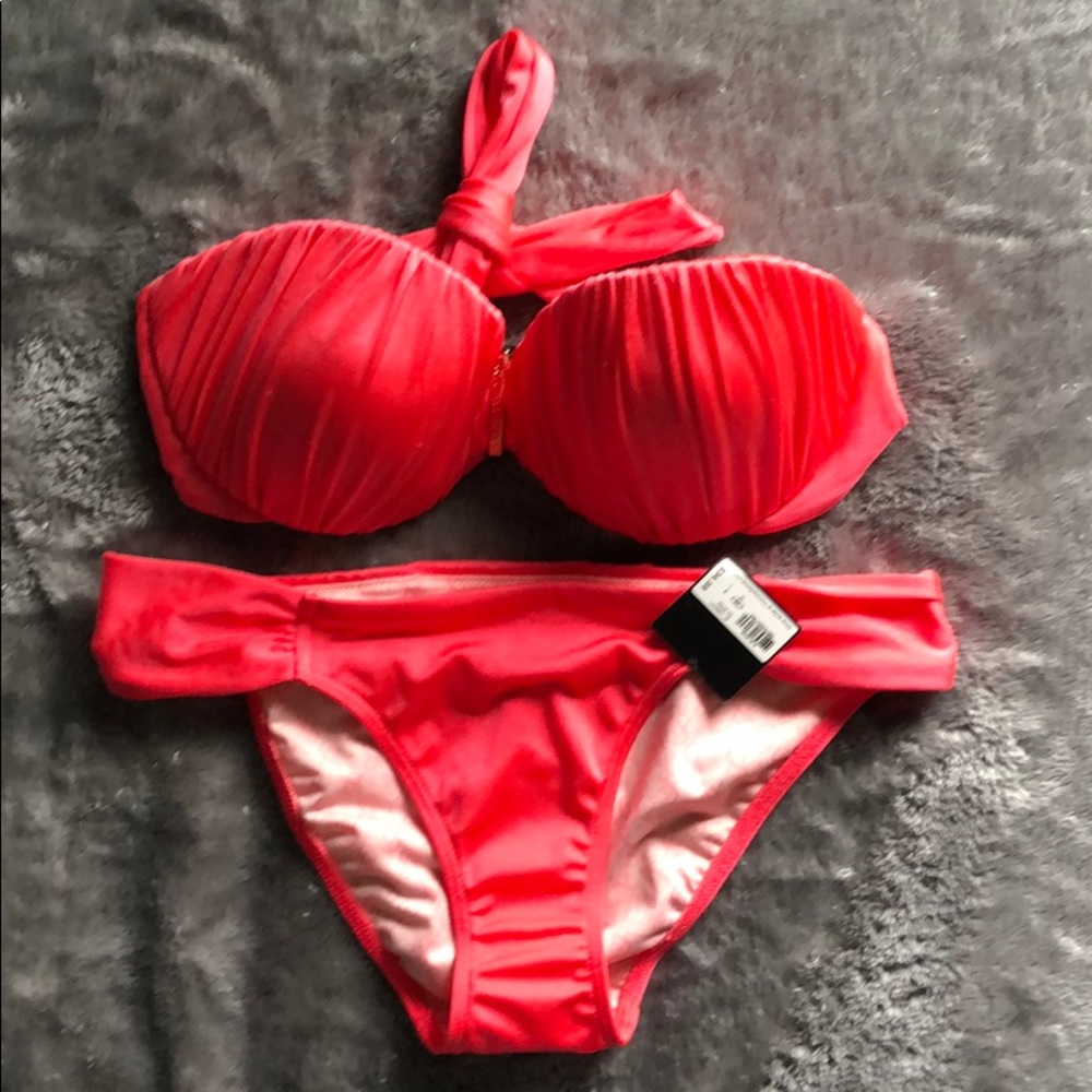 Victoria’s Secret Bikini Set
